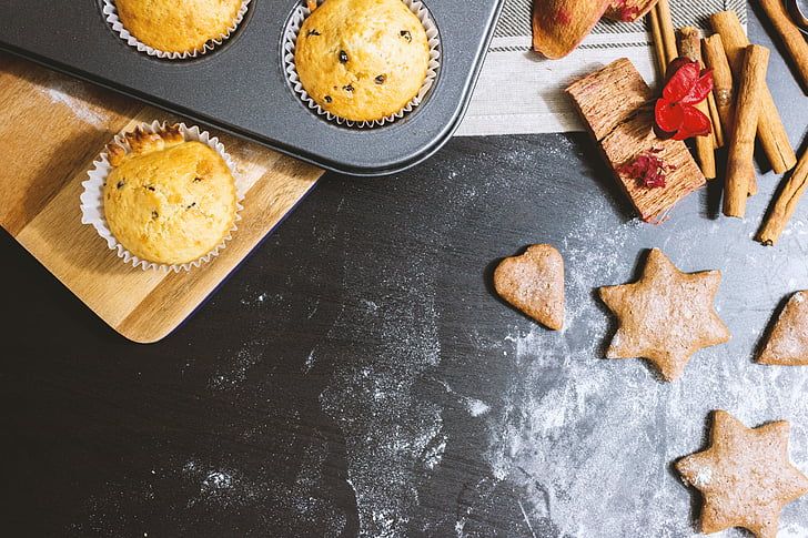 A Taste of England: The Magic of Holiday Baking